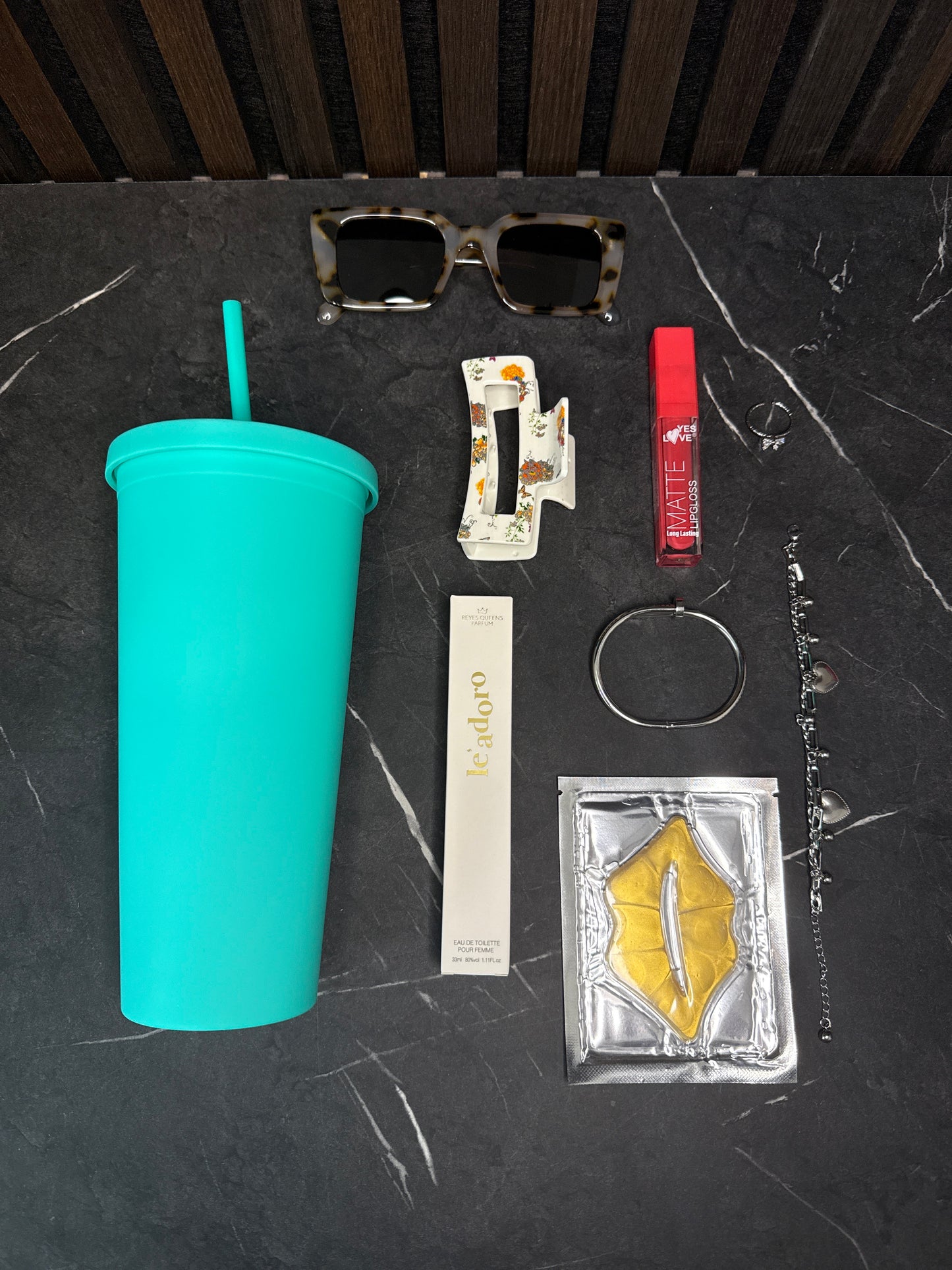 🥤 Mini Muse Mysterybox – Tumbler Editie