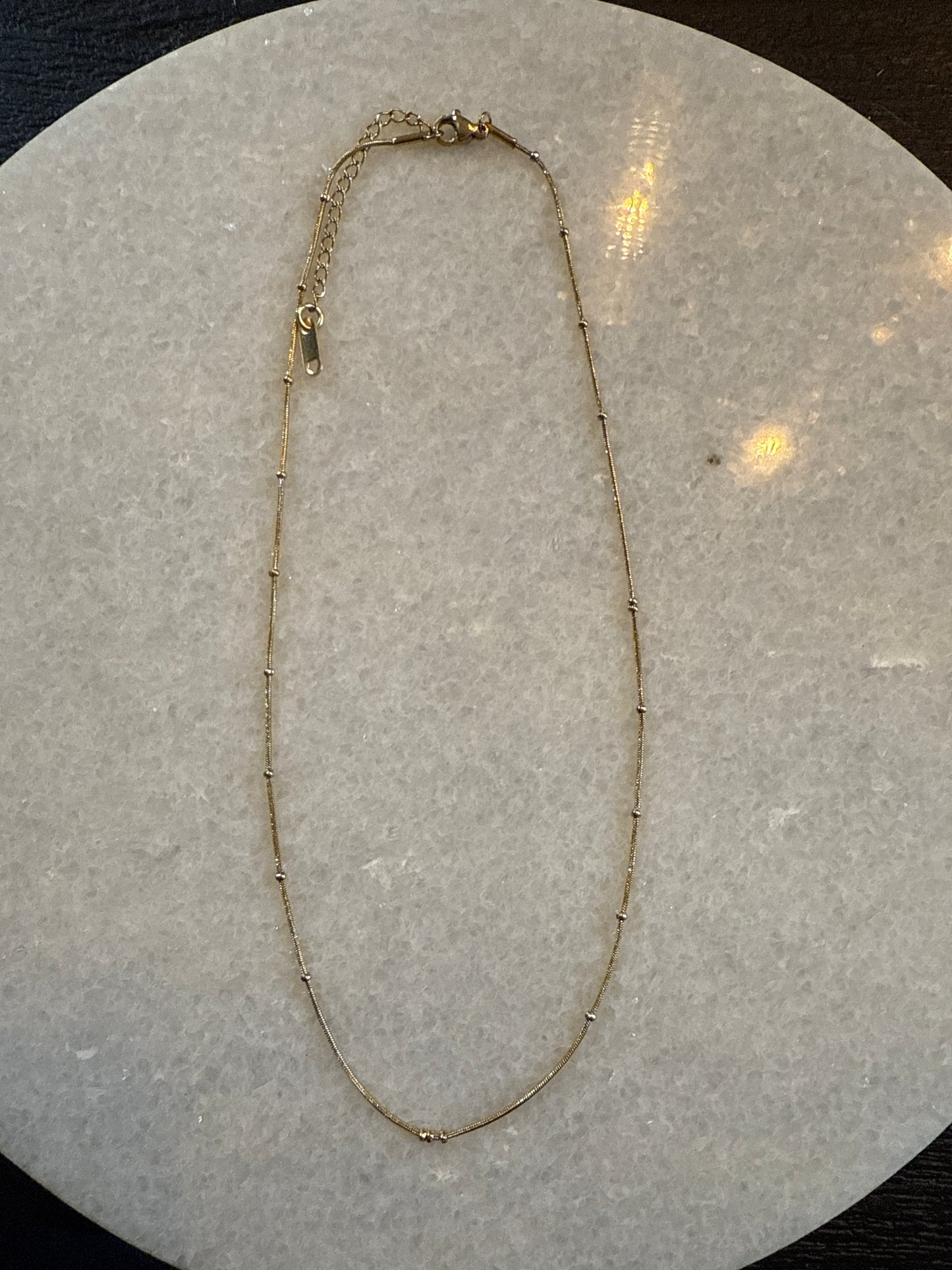 Ketting mini dot goud